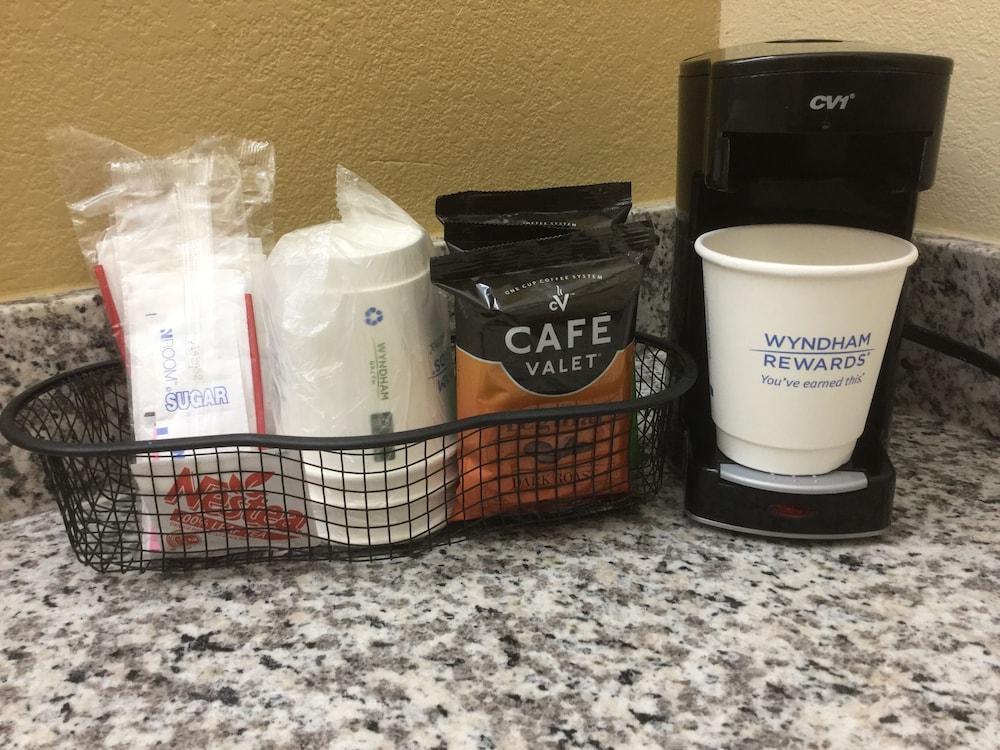 Days Inn By Wyndham Augusta Near Fort Gordon Kültér fotó